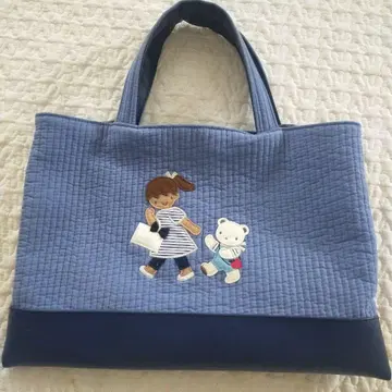 파밀리아 토트백 비오는날 콜라보 백