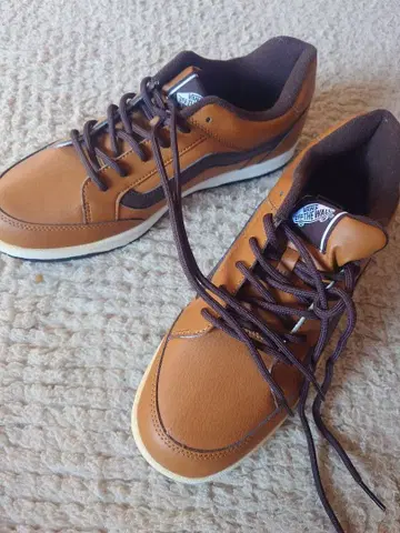 단종 미사용 Vans 스웨이드 가죽 방수 스니커즈 브라운