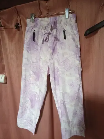 PUMA 캐주얼 팬츠 보라색과 크림색 그라데이션