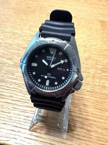 SEIKO 다이버즈 200m 손목시계 5H26-7A00