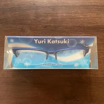 카츠키 유리의 안경 !!! on ICE