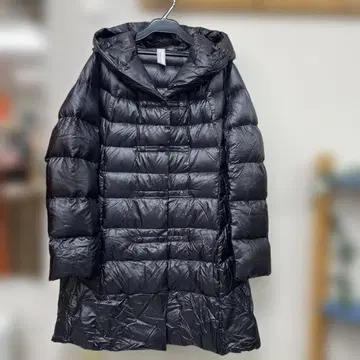 후드 부착 블랙 다운 롱 코트