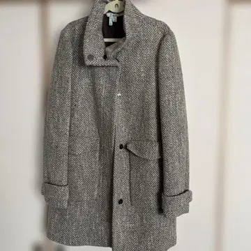 ZARA 스탠다드 코트