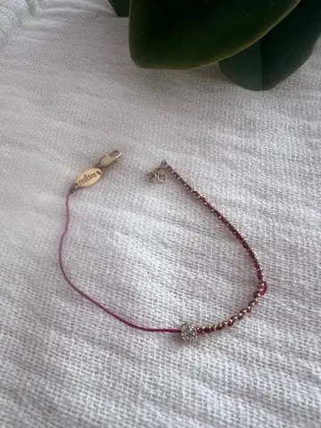 redline 빨간색 팔찌