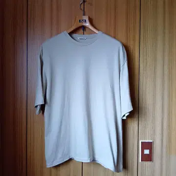 AURALEE 크루넥 T KHAKI GREEN 사이즈 3
