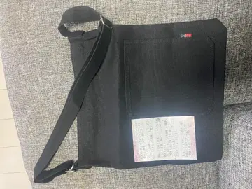 블랙 캔버스 숄더백