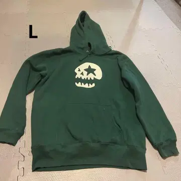 매지컬 모쉬 미스핏츠 다크 그린 후드티 L 사이즈