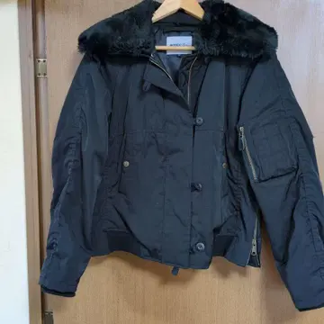 AVIREX Belle 퍼 후드 자켓 M 사이즈