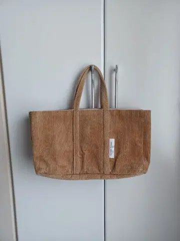 알테포베라 코듀로이 토트백