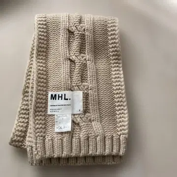 새상품급 마가렛호웰 MHL 머플러