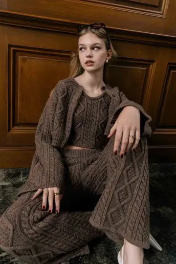 the toe La Rochelle knit set