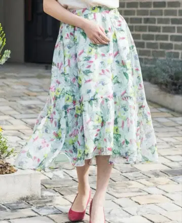 새상품 미사용 로즈 티아라 그린 스커트 3XL