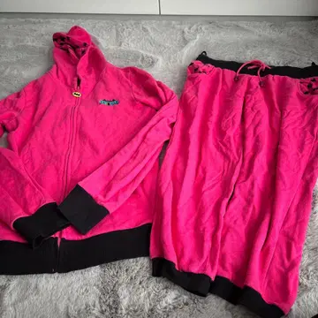 에메필 핑크 셋업 L