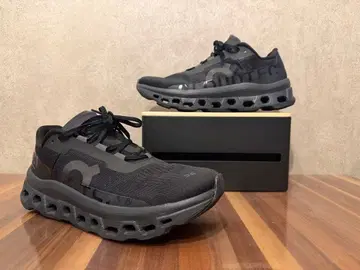 온 클라우드 몬스터2 블랙 27cm 온클라우드몬스터2