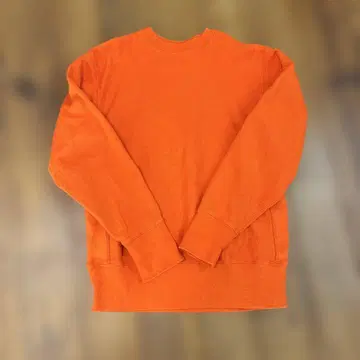 오렌지 크루넥 트레이닝복 캠버 크로스 니트