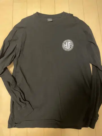 HUF 롱티 L 사이즈