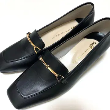 오리엔탈 트래픽 메탈릭 라인 비트 힐 로퍼 24.5cm