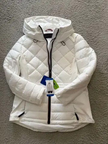 새상품 타미힐피거 다운 자켓 화이트 L 사이즈