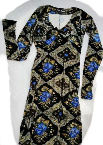 익명 배송 Betsey Johnson 꽃무늬 긴팔 원피스 P 사이즈