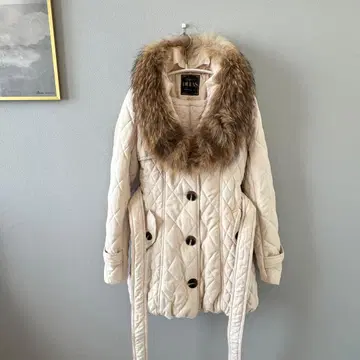 [ 새상품 ] DURAS 듀라스 퍼 퀼팅 코트