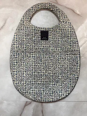 미나 페르호넨 에그 백