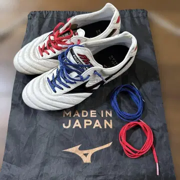 미즈노 모렐리아 스파이크 23.5 (끈과 신발 주머니 포함)