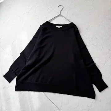 23구 니트 스웨터 44 슬릿 22년제 빅 사이즈 네이비