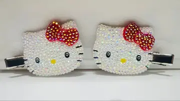 산리오 x 키티 앞머리 클립 레드