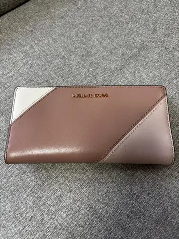 MICHAEL KORS 지오메트릭 장지갑