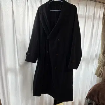 SENSE OF PLACE 블랙 코트