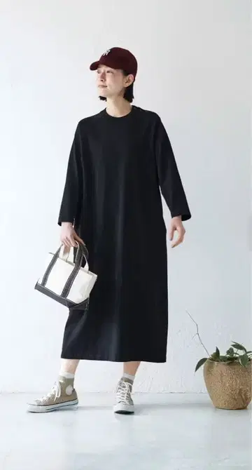 [새상품급] 써니클라우드 feat. mii 블랙 티셔츠 원피스