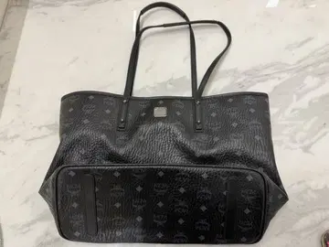 블랙 가죽 토트백