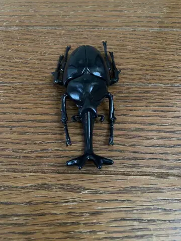 블랙 장수풍뎅이 피규어