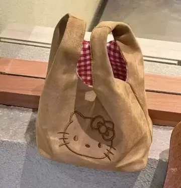 헬로키티 스웨이드 토트백