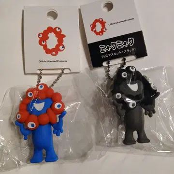 만박 블랙 미야쿠미야쿠 PVC 키링 A