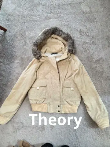 theory 베이지 퍼 자켓 사이즈 2