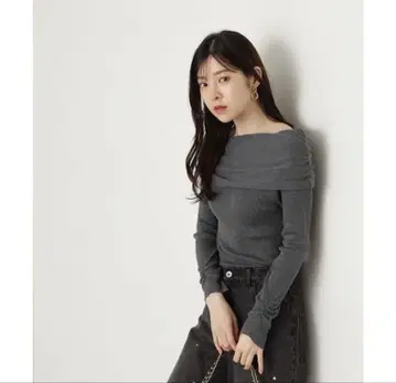 PROPORTION BODY DRESSING 오프숄더 니트