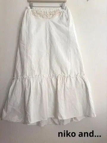 niko and - 니코앤드 스캘럽 레이스 장식 롱 스커트 M 화이트