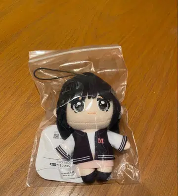 ME:I GIGO 복숭아나 MOMONA 봉제 인형 마스코트