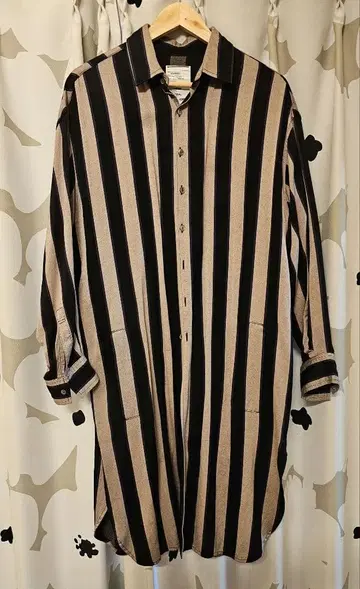 SHAREEF 스트라이프 롱 셔츠 코트