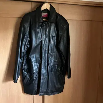 PLUS ONE 블랙 롱 자켓