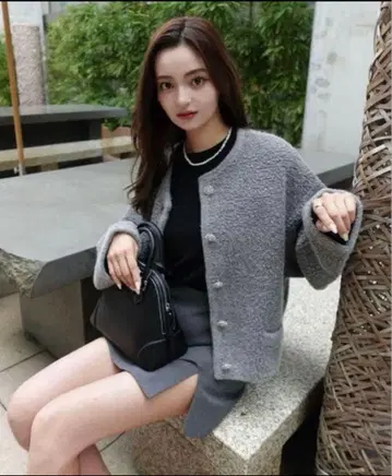 그레이 버튼 가디건 플리스풍