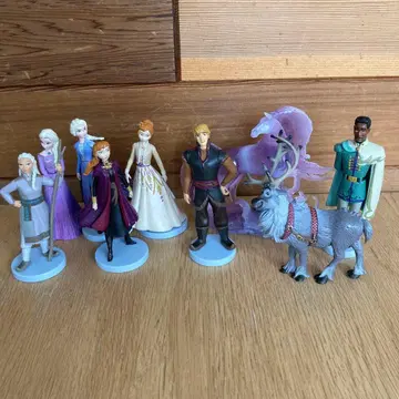 디즈니 스토어 피규어 아나와 눈의 여왕 9체