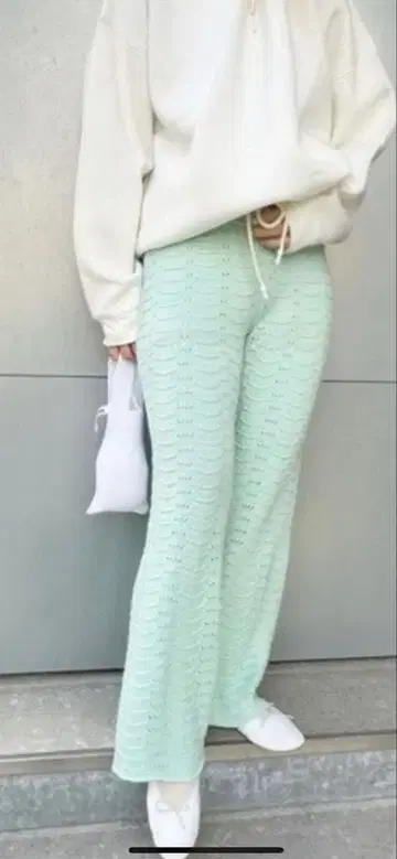 울 크로셰 플레어 팬츠