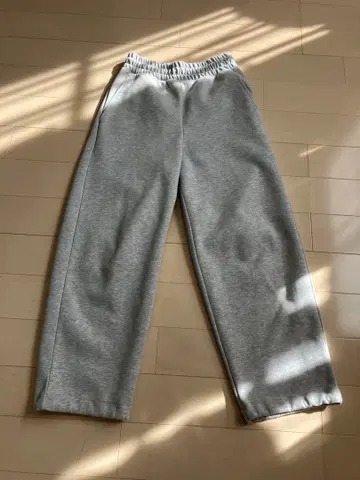 시착만 한 상품 UNIQLO:C 유니클로 맨투맨 와이드 팬츠 그레이 XS