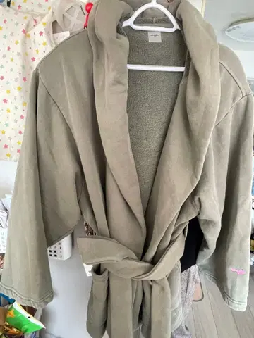 Skylrk 쇼트 로브 S/M 사이즈