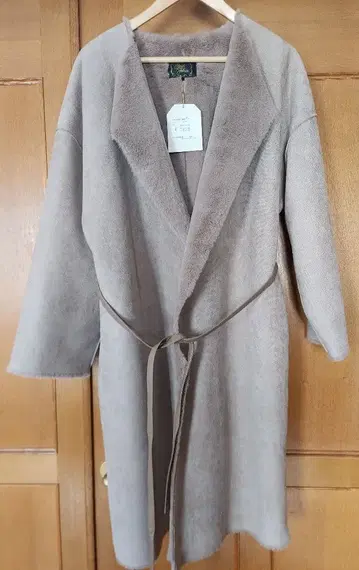 카르도파브리카 페이크 무스탕 코트 베이지