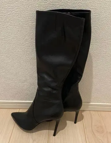 [새상품급] 다이애나 롱 부츠 블랙 24cm UL69234