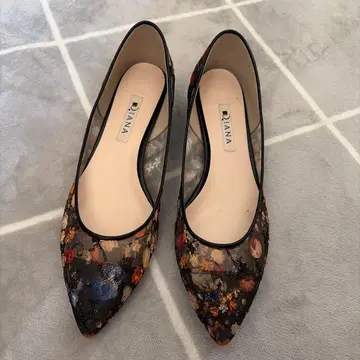 DIANA 꽃무늬 스틸레토 플랫슈즈