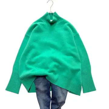 맥피 라무 캐시미어 하이넥 니트 그린 투모로우랜드